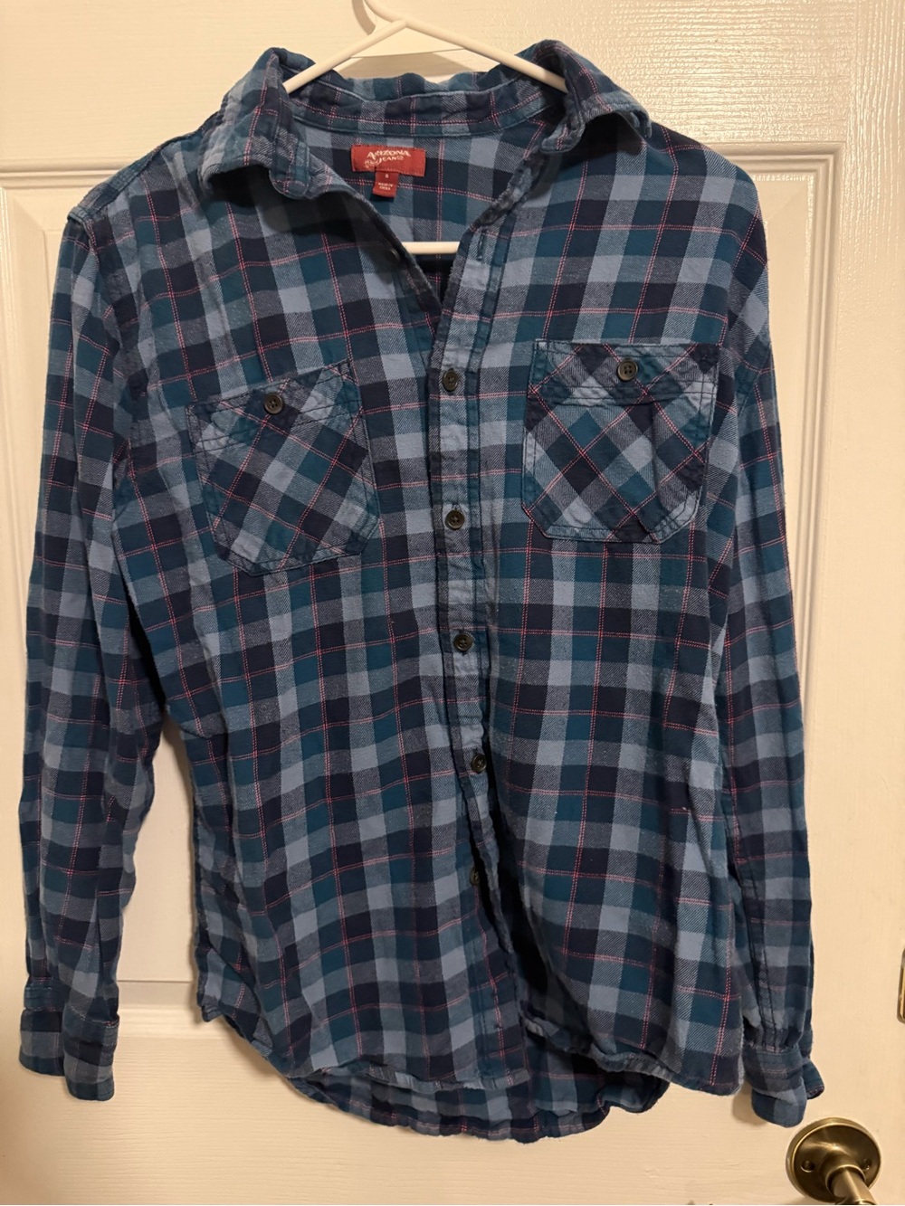 Arizona Jean Company Women's Blue Plaid Button-Down Shirt